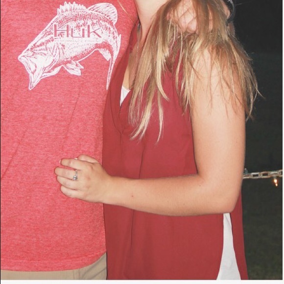 Maroon Tank - Picture 3 of 3